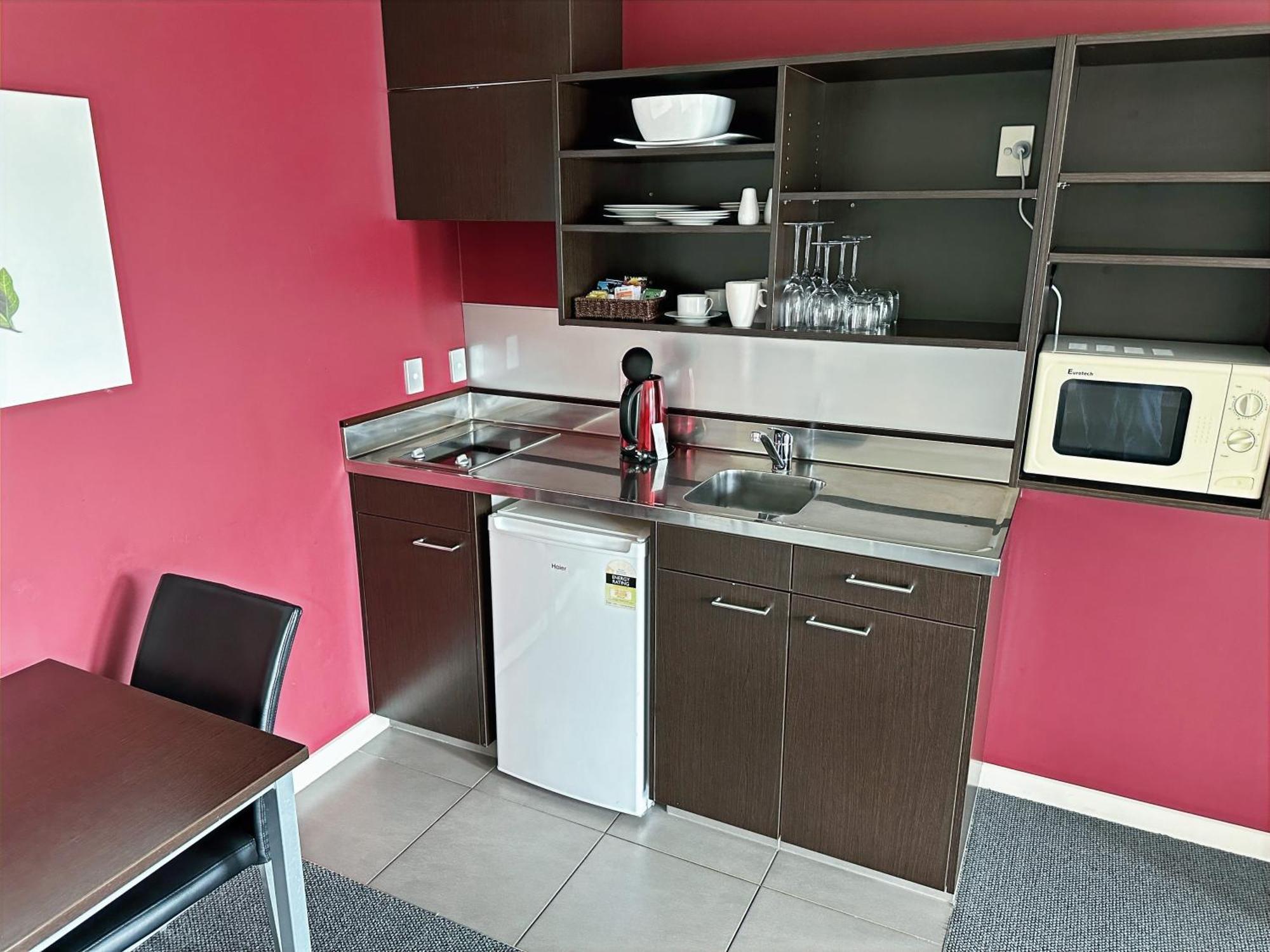 Arena Lodge Palmerston North Extérieur photo