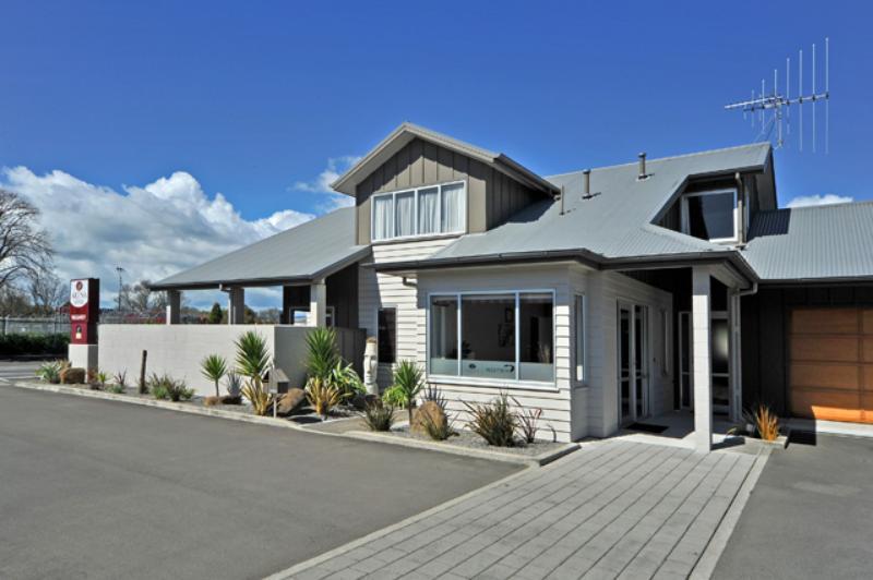 Arena Lodge Palmerston North Extérieur photo