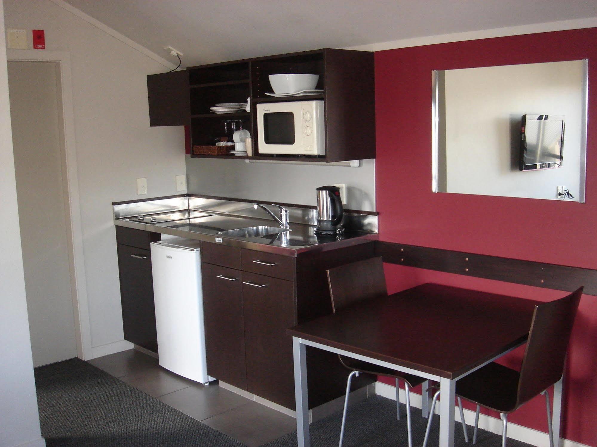 Arena Lodge Palmerston North Extérieur photo